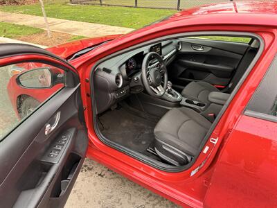 2021 Kia Forte FE - Photo 6 - Portland, OR 97003
