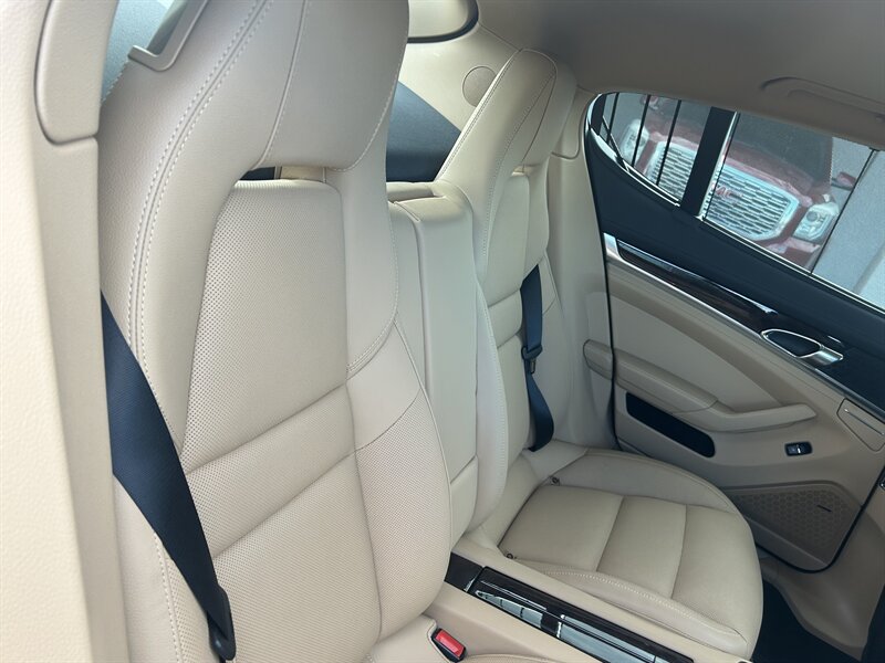 2016 Porsche Panamera S - Photo 32 - Lake Havasu City, AZ 86403