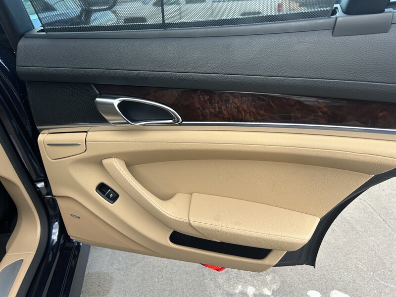 2016 Porsche Panamera S - Photo 31 - Lake Havasu City, AZ 86403