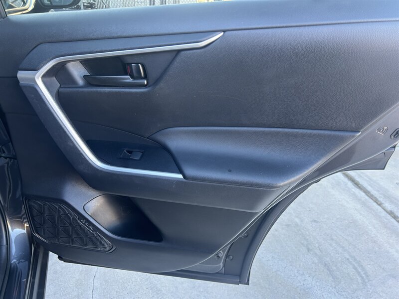 2024 Toyota RAV4 LE - Photo 29 - Fountain Hills, AZ 85268