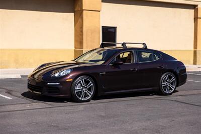 2015 Porsche Panamera 4 Sedan