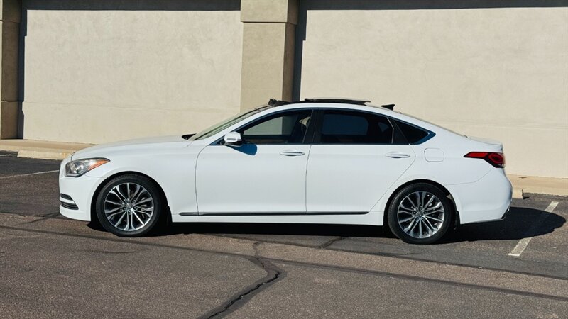 2015 Hyundai Genesis 3.8L - Photo 3 - Fountain Hills, AZ 85268