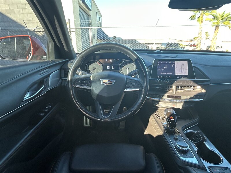 2020 Cadillac CT4-V - Photo 14 - Lake Havasu City, AZ 86403