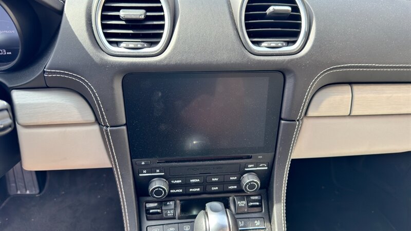 2019 Porsche 718 Cayman - Photo 31 - Fountain Hills, AZ 85268