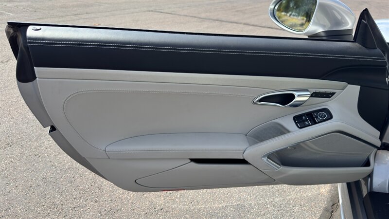 2019 Porsche 718 Cayman - Photo 25 - Fountain Hills, AZ 85268