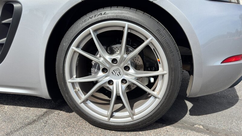 2019 Porsche 718 Cayman - Photo 20 - Fountain Hills, AZ 85268