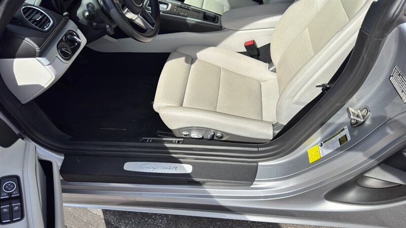 2019 Porsche 718 Cayman - Photo 26 - Fountain Hills, AZ 85268