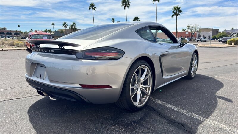 2019 Porsche 718 Cayman - Photo 12 - Fountain Hills, AZ 85268