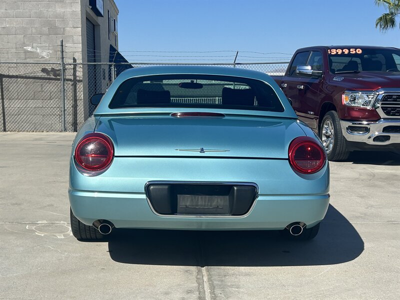 2002 Ford Thunderbird Deluxe - Photo 8 - Lake Havasu City, AZ 86403