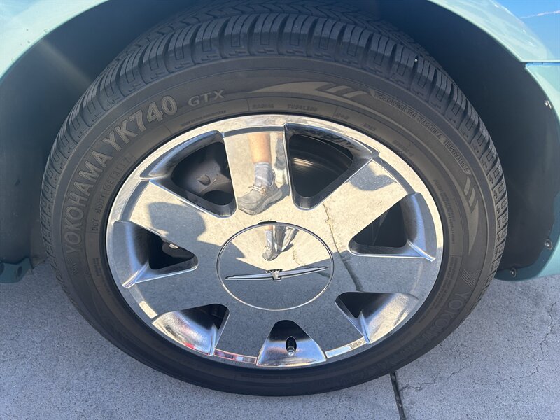 2002 Ford Thunderbird Deluxe - Photo 35 - Lake Havasu City, AZ 86403