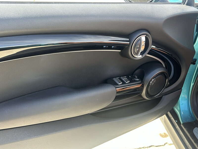 2018 MINI Convertible Cooper S - Photo 27 - Fountain Hills, AZ 85268