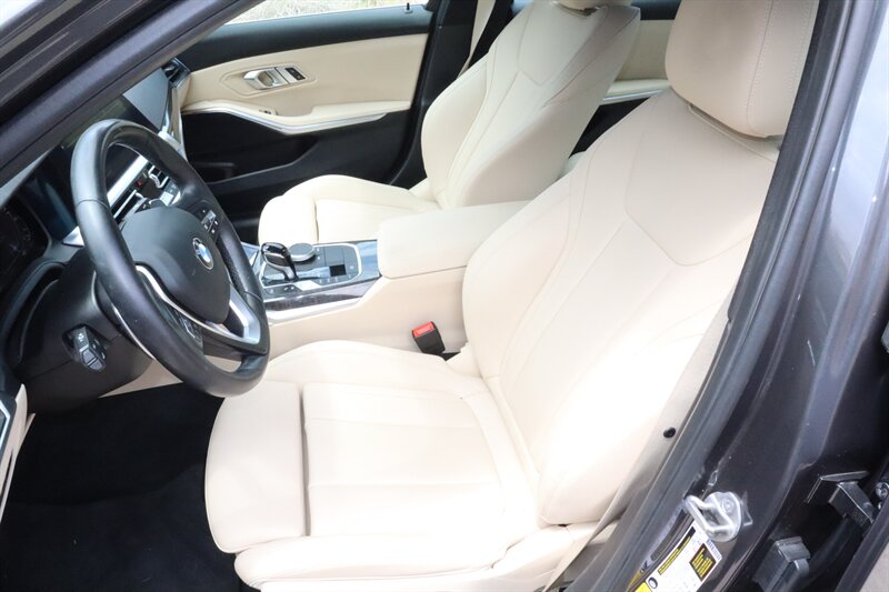 2021 BMW 330e - Photo 8 - Fountain Hills, AZ 85268