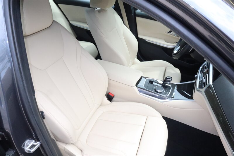 2021 BMW 330e - Photo 16 - Fountain Hills, AZ 85268