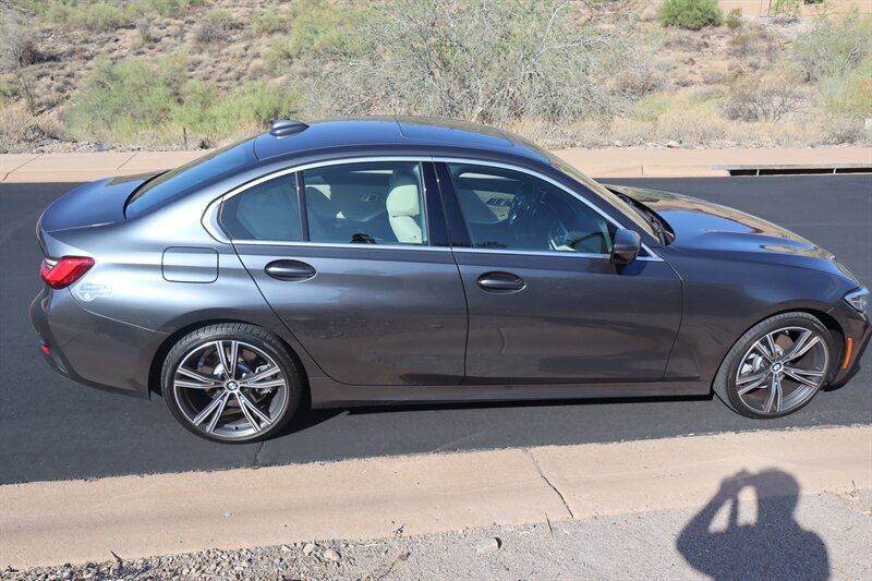 2021 BMW 330e - Photo 6 - Fountain Hills, AZ 85268