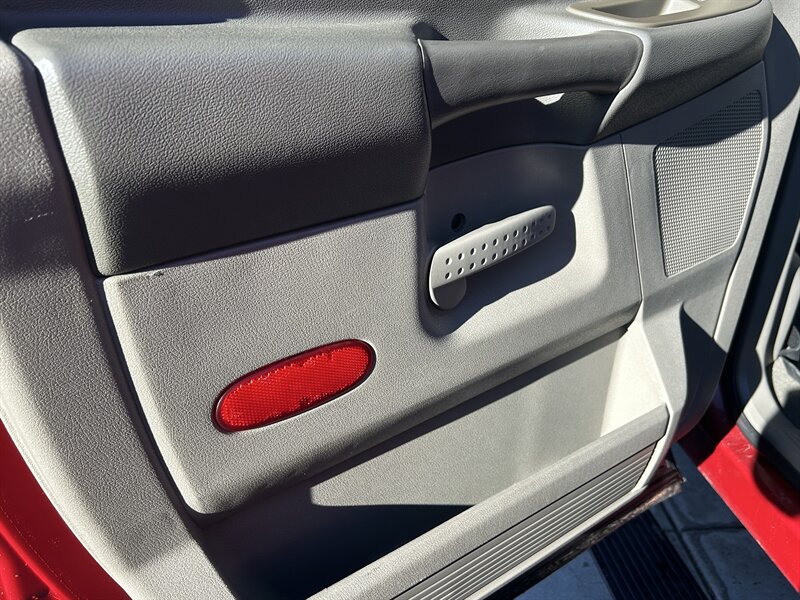 2006 Dodge Ram 2500 SLT - Photo 29 - Fountain Hills, AZ 85268