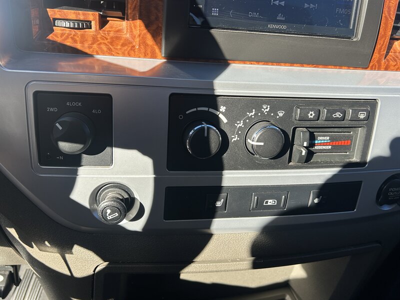 2006 Dodge Ram 2500 SLT - Photo 13 - Fountain Hills, AZ 85268