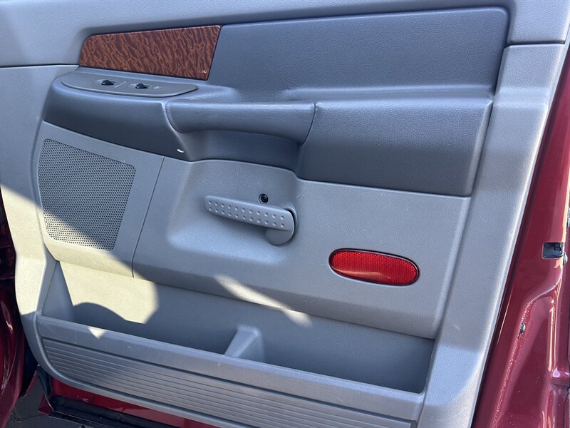 2006 Dodge Ram 2500 SLT - Photo 31 - Fountain Hills, AZ 85268