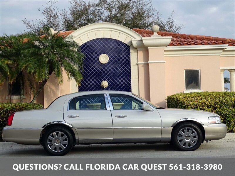 2004 Lincoln Town Car Ultimate  Limited - Photo 14 - West Palm Beach, FL 33411