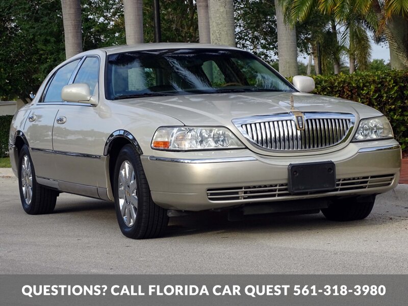 2004 Lincoln Town Car Ultimate  Limited - Photo 19 - West Palm Beach, FL 33411