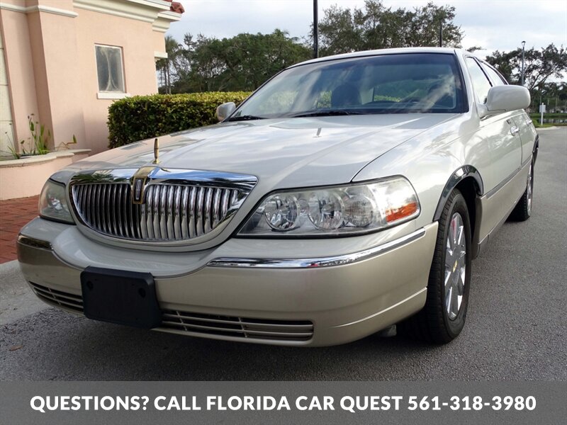 2004 Lincoln Town Car Ultimate  Limited - Photo 44 - West Palm Beach, FL 33411