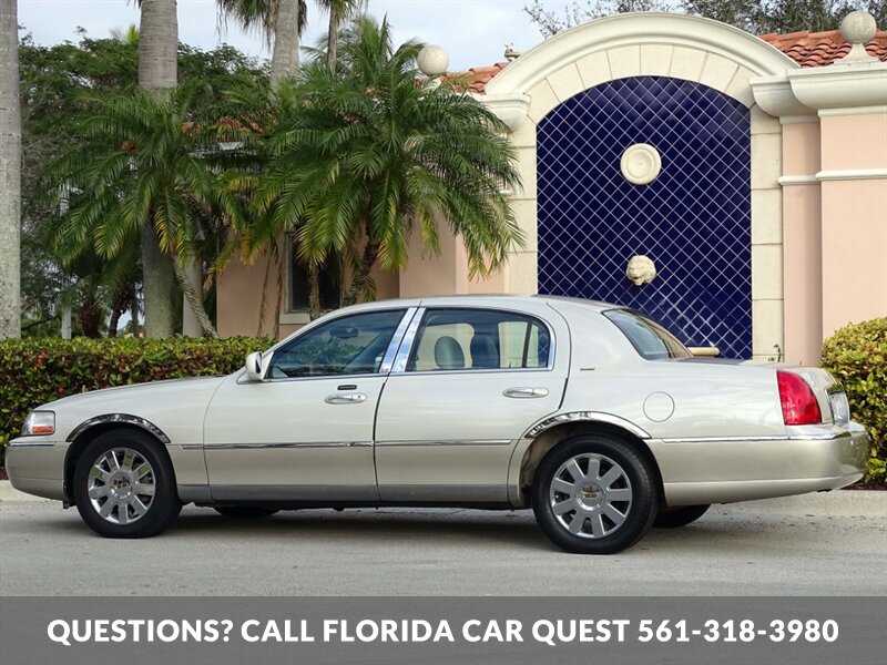 2004 Lincoln Town Car Ultimate  Limited - Photo 6 - West Palm Beach, FL 33411