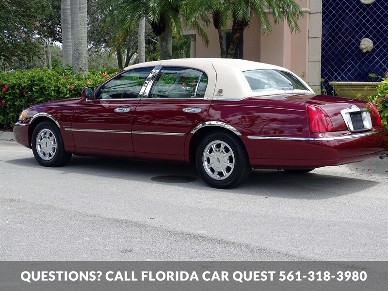 1999 Lincoln Town Car Signature   - Photo 20 - West Palm Beach, FL 33411