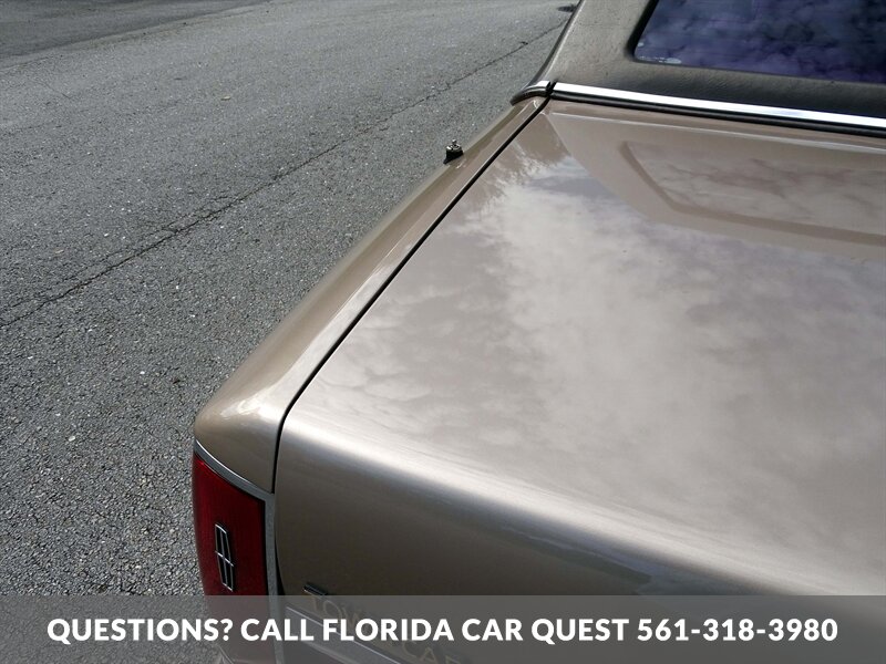 1992 Lincoln Town Car Signature   - Photo 34 - West Palm Beach, FL 33411