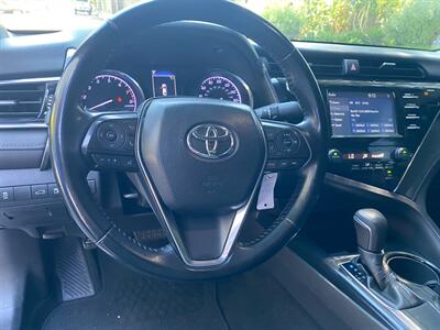 2018 Toyota Camry SE   - Photo 27 - Valley Village, CA 91607