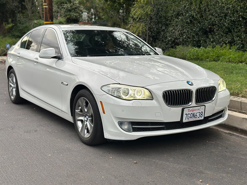 2013 BMW 5 Series 528i   - Photo 1 - Valley Village, CA 91607