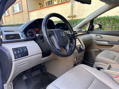 2014 Honda Odyssey Touring Elite   - Photo 18 - Valley Village, CA 91607