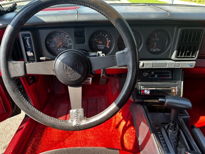 1985 Pontiac Firebird photo