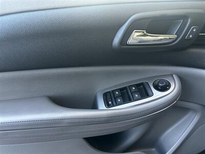 2015 Chevrolet Malibu LS   - Photo 22 - Valley Village, CA 91607