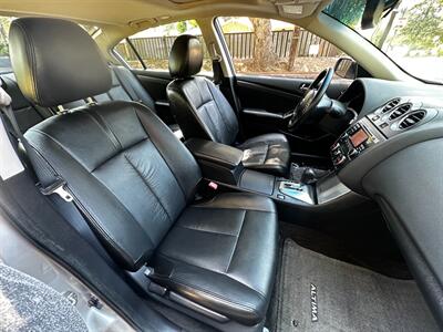 2011 Nissan Altima 2.5 SL - Photo 38 - Valley Village, CA 91607