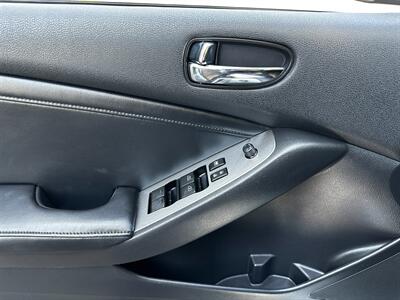 2011 Nissan Altima 2.5 SL - Photo 20 - Valley Village, CA 91607