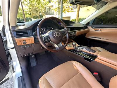 2018 Lexus ES 350   - Photo 20 - Valley Village, CA 91607