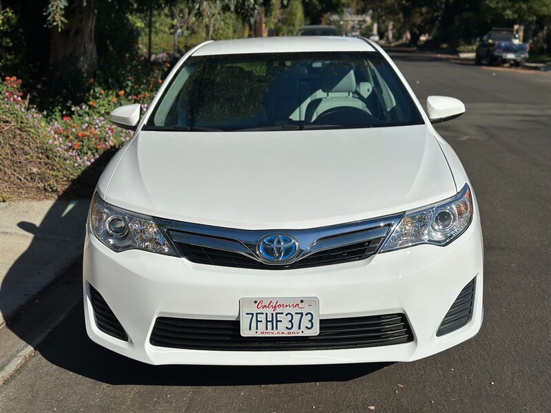 2014 Toyota Camry Hybrid LE  