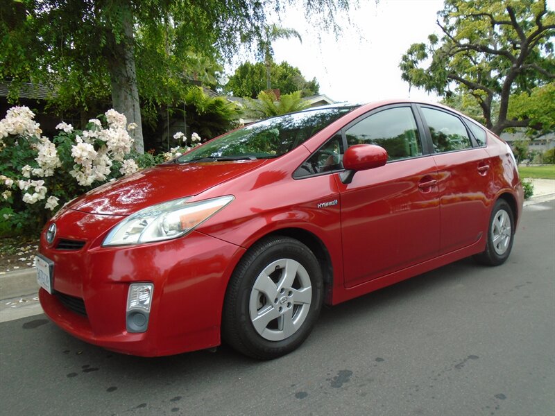The 2010 Toyota Prius IV photos