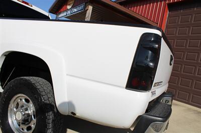 2007 Chevrolet Silverado 2500HD Classic LS   - Photo 26 - Maxwell, IN 46154