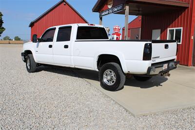 2007 Chevrolet Silverado 2500HD Classic LS   - Photo 2 - Maxwell, IN 46154