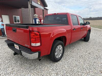 2013 GMC Sierra 1500 SLE - Photo 4 - Shirley, IN 47384