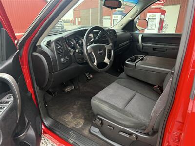 2013 GMC Sierra 1500 SLE - Photo 8 - Shirley, IN 47384