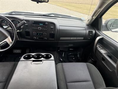 2012 Chevrolet Silverado 1500 LT   - Photo 8 - Shirley, IN 47384