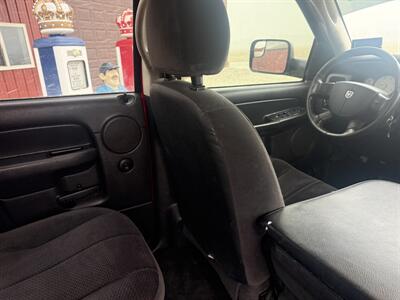 2005 Dodge Ram 2500 ST 4dr Quad Cab ST - Photo 28 - Shirley, IN 47384