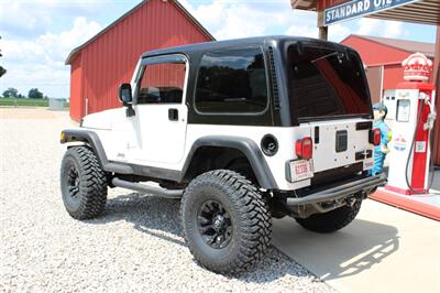 2006 Jeep Wrangler SE SE 2dr SUV   - Photo 65 - Maxwell, IN 46154