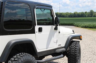 2006 Jeep Wrangler SE SE 2dr SUV   - Photo 16 - Maxwell, IN 46154