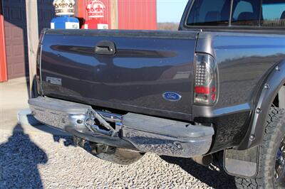 2004 Ford F-250 Super Duty 4dr Crew Cab Lariat   - Photo 44 - Maxwell, IN 46154