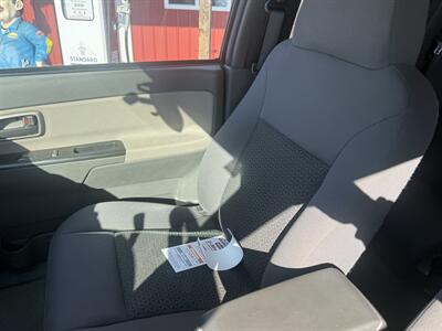 2005 GMC Canyon Z85 SLE Base 4dr Crew Cab Z85 SLE Base - Photo 14 - Shirley, IN 47384