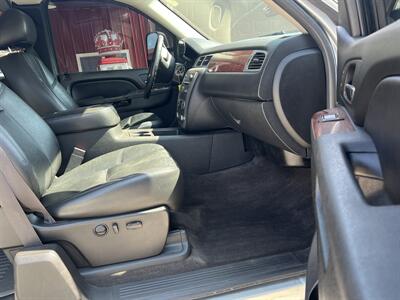 2013 GMC Sierra 2500 SLT   - Photo 11 - Shirley, IN 47384