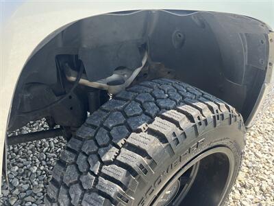 2013 GMC Sierra 2500 SLT   - Photo 14 - Shirley, IN 47384