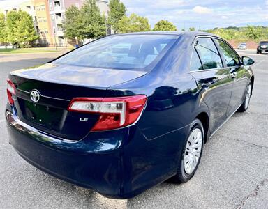 2012 Toyota Camry LE   - Photo 5 - Manassas, VA 20110